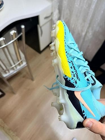 фантом бутсы: Футбольные бутсы Nike Phantom GT (FG) - Поверхность: натуральный — 2