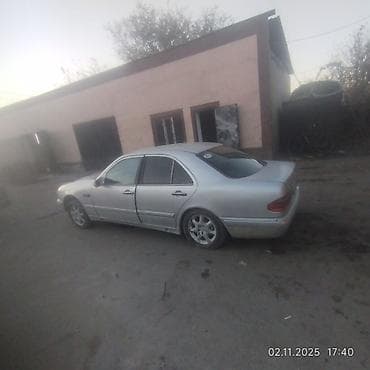 авто 570: Mercedes-Benz E-Class: 1997 г., 3.2 л, Механика, Бензин, Седан — 2