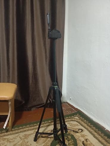 Штатив с 3D-головой и ручкой панорамирования - Телескопическая