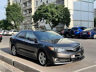 Toyota Camry: 2012 г., 2.5 л, Автомат, Бензин, Седан