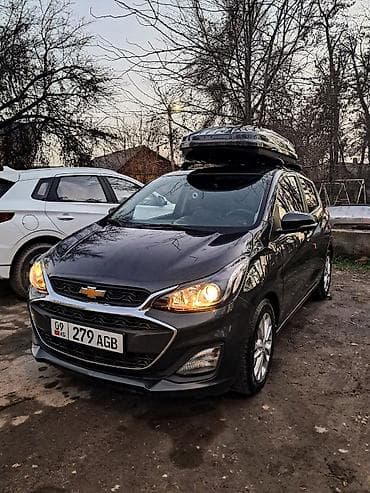 rd 1: Chevrolet Spark: 2018 г., 1 л, Автомат, Бензин, Хэтчбэк — 2