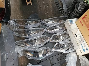 Комплект передних фар Оригинал at lalafo.kg Комплект передних фар Оригинал