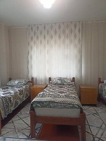 Күндүк ижара: Сдаётся просторный дом с несколькими спальнями и общей — 10