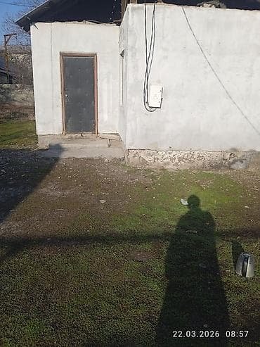 Уй сатылат - На участке 2 времянка - По границе участка проложен at lalafo.kg Уй сатылат - На участке 2 времянка - По границе участка проложен