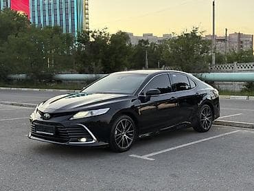 сед: Toyota Camry: 2023 г., 2.5 л, Автомат, Бензин, Седан — 1