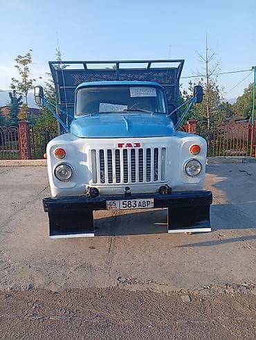 два авто: ГАЗ GAZel: 1987 г., Механика, Бензин — 1