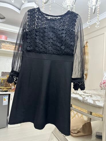 Продается черное платье длина по колено размер мка at lalafo.kg Продается черное платье длина по колено размер мка