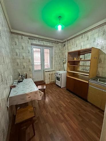 Квартиры: 2 комнаты, 55 м², ул. Ахунбаева / Малдыбаева Индивидуалка, 1 этаж, Косметический ремонт — 4