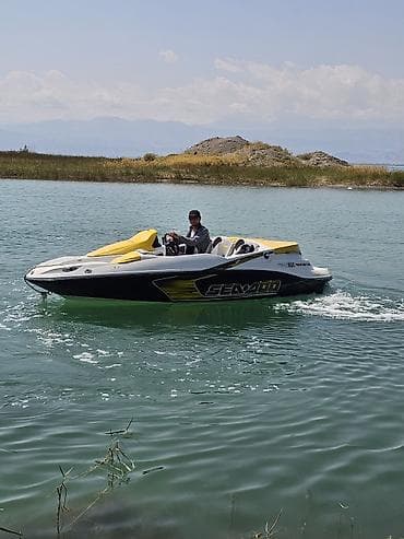 Аңчылык жана балык уулоо: Гидролодка Sea‑Doo Speedster (примерно 14–16 футов) — компактный — 6
