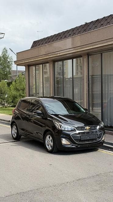 спри: Chevrolet Spark: 2019 г., 1 л, Автомат, Бензин, Хэтчбэк — 2
