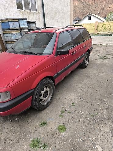 Volkswagen: Volkswagen Passat Variant: 1989 г., 1.8 л, Кол менен иштөөчү, Бензин, Универсал — 2