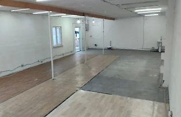 Аламединский рынок Сдается помещение Площадь: 500м2 Есть три