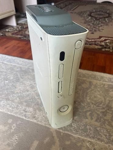 джойстик xbox: Продаю Xbox 360 Fat 50GB в хорошем состоянии. Приставка полностью — 5