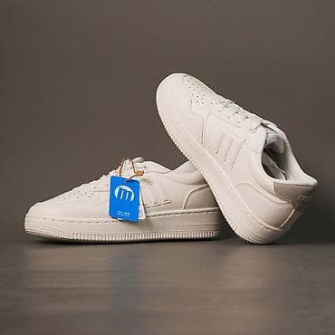 Босоножки, сандалии, шлепанцы: Женские кеды/кроссовки белые mustang - Универсальный однотонный белый — 4