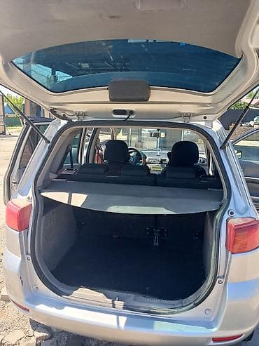 багаж демио: Mazda Demio: 2004 г., 1.4 л, Робот, Хэтчбэк — 7