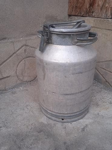 Декор для дома и сада: Алюминиевая молочная фляга с герметичной крышкой и защёлкой + ручная — 1