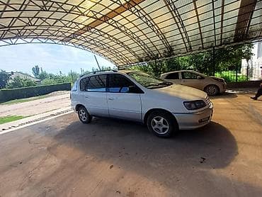 с кореи: Toyota Picnic: 1999 г., 2 л, Механика, Дизель, Минивэн — 9