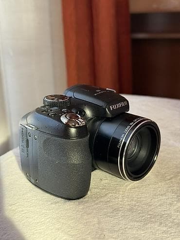 детский фотоаппарат с моментальной печатью: Fujifilm FinePix S – универсальная суперзум-камера с большим хватом и — 2
