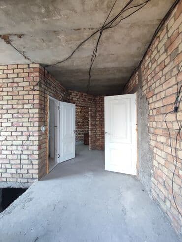 прадаю дом калыс ордо: Дом, 180 м², 6 комнат, Собственник — 11