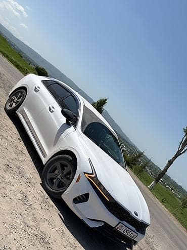 mazda 3: Kia K5: 2021 г., Автомат, Бензин, Седан — 3