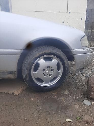 man l2000: Литые Диски R 15 Mercedes-Benz, Комплект, отверстий - 5 — 1