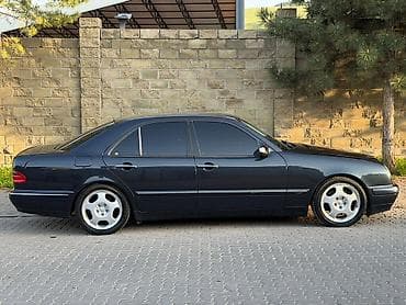 a class: Mercedes-Benz E-Class: 2001 г., 3.2 л, Автомат, Бензин, Седан — 8