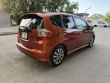 type r: Honda Fit: 2012 г., 1.5 л, Автомат, Бензин, Хэтчбэк — 7