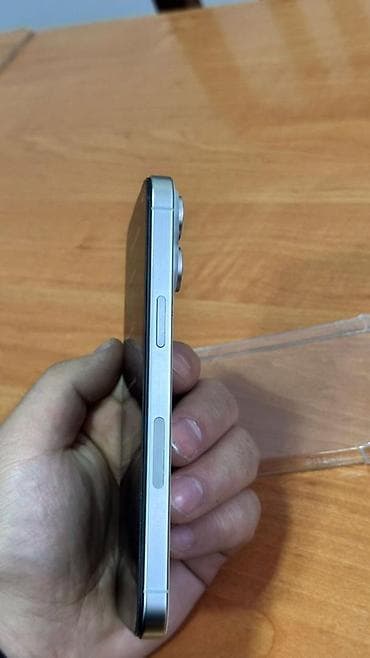 oneplus 8: IPhone 15 Pro, 256 ГБ, White Titanium, Чехол, 88 % — 5