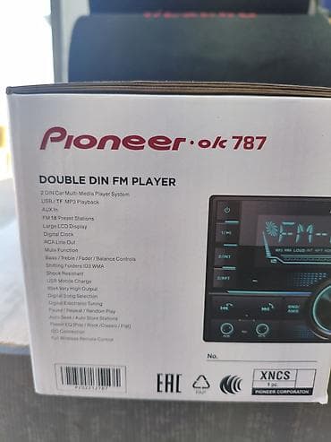 ретро магнитола: Автомагнитола Pioneer OK-787 (2 DIN) Ключевые возможности: - FM-плеер — 2