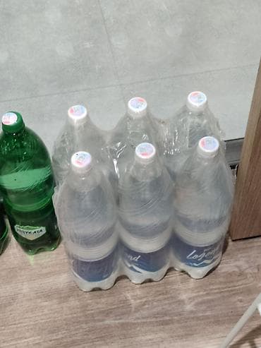 пет бутылки: Упаковка питьевой воды в ПЭТ-бутылках. - Формат: термоусадочная — 1