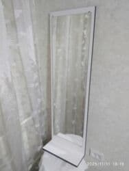 аквариум с тумбой: Зеркало с полочкой на стену . Высота 1метр. 10 см. Ширина 35 см. В — 2