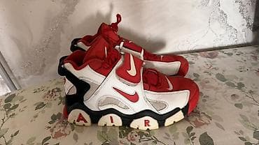 Ботинки: Кроссовки Nike Air — размер 42
Оригинал — 2