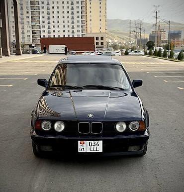 Унаа: BMW 5 series: 1990 г., 2 л, Кол менен иштөөчү, Бензин, Седан — 3