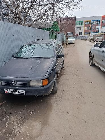 sp 4: Volkswagen Passat: 1990 г., Бензин, Универсал — 4