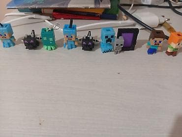 Набор мини-фигурок Minecraft - Коллекция из нескольких миниатюрных