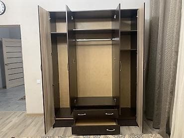 Кровати: Шкафы для одежды — 1