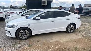 Транспорт: Hyundai Elantra: 2020 г., 1.6 л, Автомат, Гибрид, Седан — 2