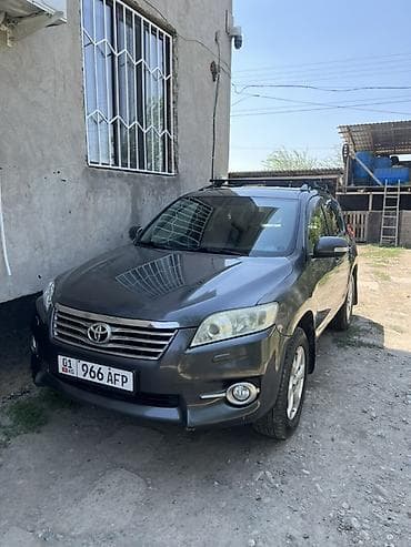 ауди фары: Toyota RAV4: 2011 г., 2 л, Автомат, Бензин, Кроссовер — 1