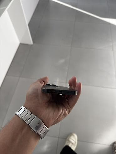 mini 6: IPhone 14 Pro, Б/у, 128 ГБ, Черный, 77 % — 3