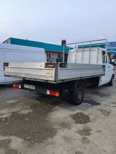 не переключает: Легкий грузовик, Mercedes-Benz, Дубль, 2 т, Б/у — 2