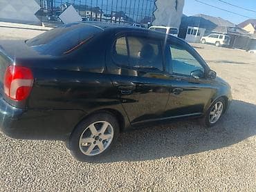 mark 2 qualis: Toyota Platz: 2001 г., 1.5 л, Автомат, Бензин, Седан — 6