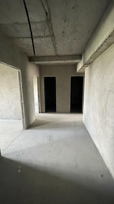 Недвижимость: 3 комнаты, 85 м², Аламедин-1 мкр 10 этаж, ПСО (под самоотделку) — 1