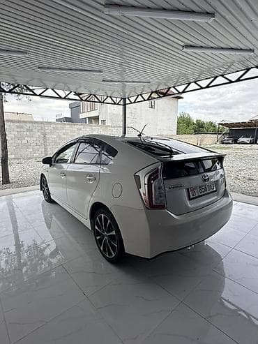 тойота приус с: Toyota Prius: 2015 г., 1.8 л, Вариатор, Гибрид, Хэтчбэк — 2