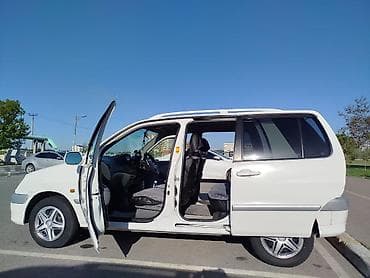 bud машина: Toyota Raum: 2000 г., Автомат, Бензин — 1