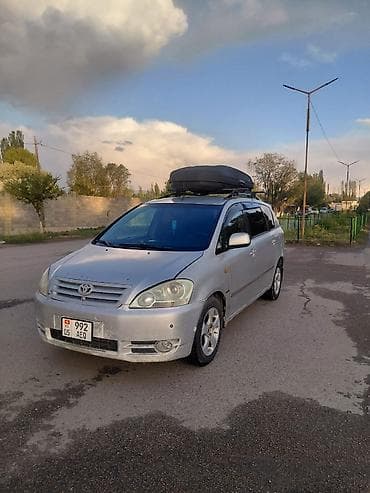 авто элек: Toyota Avensis Verso: 2001 г., 2.4 л, Кол менен иштөөчү, Бензин, Вэн/Минивэн — 2