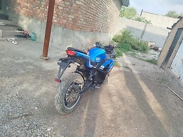 электро мофет: Спортивный мотоцикл в обвесе Sport Replica, с яркой синей раскраской и — 4