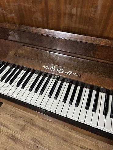 native instruments: Пианино вертикальное «ОДА» Продаю фортепиано "ОДА" советское. 4000 — 2