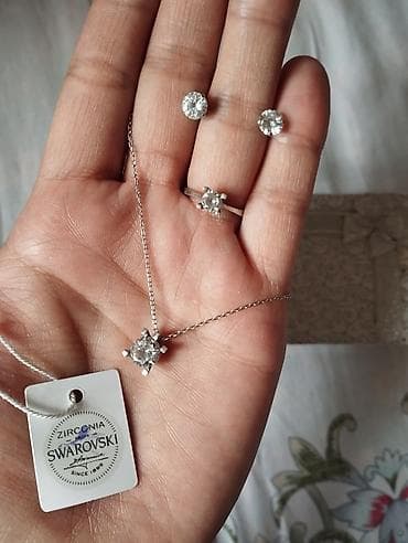van cleef серьги: Набор украшений с кристаллами Zirconia from Swarovski Состав — 1