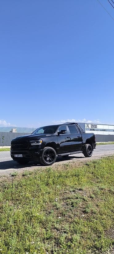 дрон для поля: Dodge Ram 1500: 2020 г., 5.7 л, Автомат, Бензин, Пикап — 1