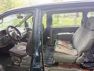 Продажа авто: Mitsubishi Space Gear: 1998 г., 2 л, Механика, Бензин, Минивэн — 6